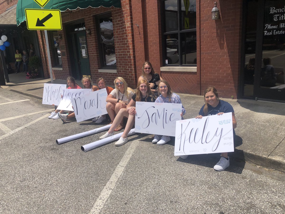 Kailyn Brooks Thompson tweet media