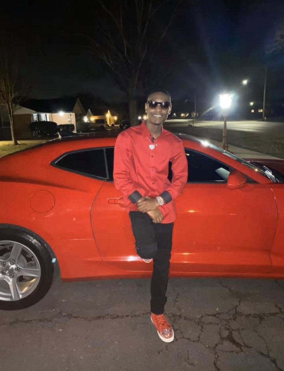 GeorgeWillisJr's tweet photo. Jalen &amp; Jaden  Hooker 2020 #Graduates 👨🏾‍🎓👨🏾‍🎓
The twins are graduating today and this is:
🌟🌟 A BIG DEAL!!! 🌟🌟
It's going down in Ohio today!
Jalen -aka- #DJSmooth, we will continue to Kalab with you on the music side! 💿🎧🎶
#WILLISMUSICGROUP
#GeorgeWillisJr
#Jalen #Ohio #Dayton https://t.co/ec5mx8ug4j