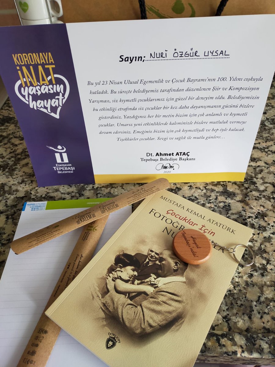 Sanatsever öğrencim Nuri Özgür Uysal’ı şiir dalında göstermiş olduğu başarıdan dolayı tebrik ederim. 🐝 @doga_eskisehir <a href="/DamlaGuvenK/">Damla GÜVEN</a> <a href="/fahrihrmn/">Fahri HARMAN</a>