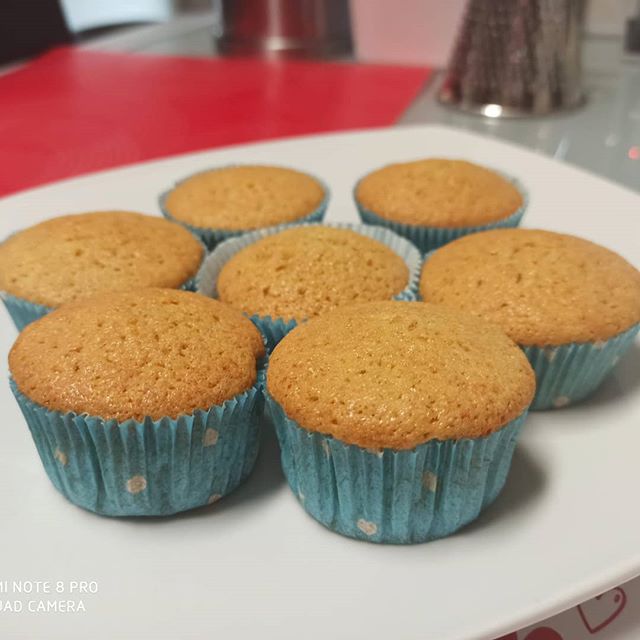 simona_silva's tweet photo. Inspirazioni prese da Nicole di @unicorns_eat_cookies - grazie! 🤩 - ecco i miei cupcakes. ******
Rispetto alla ricetta di Nicole, che ha precisato nel suo video essere una ricetta super personalizzabile, ho ridotto lo…

📸 https://t.co/IaFtiGUkSv via https://t.co/nl6T1x99KW https://t.co/mCMjhPhlOv