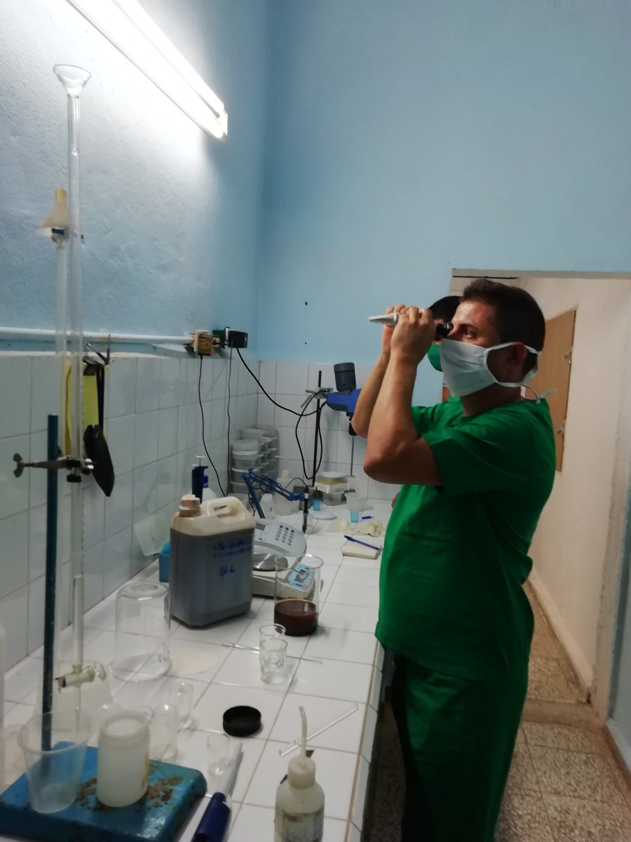 directoracbq's tweet photo. Nos mantenemos apoyando las  empresas de la región central, desde los centros de ciencia de la UCLV. Los trabajadores del CBQ consciente de su responsabilidad realizan producciones. Nuestra aporte a la economía. #UCLVnuestra. #VamosPorMás, #SomosContinuidad https://t.co/Z0yI6Xl0TE