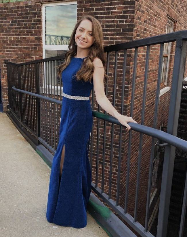 RegissBrideProm's tweet photo. Anyone planning a #backyardprom or prom photoshoot this weekend? This is Regiss girl Kennedy who said despite prom being canceled she “still had to put on her dress and have a little photoshoot!"💙✨ https://t.co/prpxRLORBU