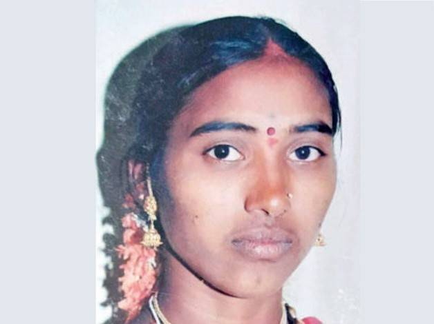10. 29-year-old Gangammala, who worked in Bangalore as a migrant labourer died on 5th April in Bellary, Karnataka. She was walking back to her hometown, as there was no work at hand and no rice in the stomach. She died without food or water.