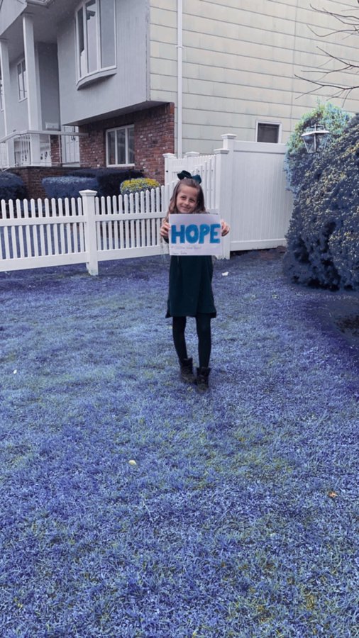 H_Finkelstein14's tweet photo. Sarah’s one word is “Kind” and Aiden’s one word is “Determined.” Orgesa decided to do the project twice using the words "Hope" and "Trust"💙⚓️@OaksSchool3 #OSDOneWordProject https://t.co/TwNIUKcFHT