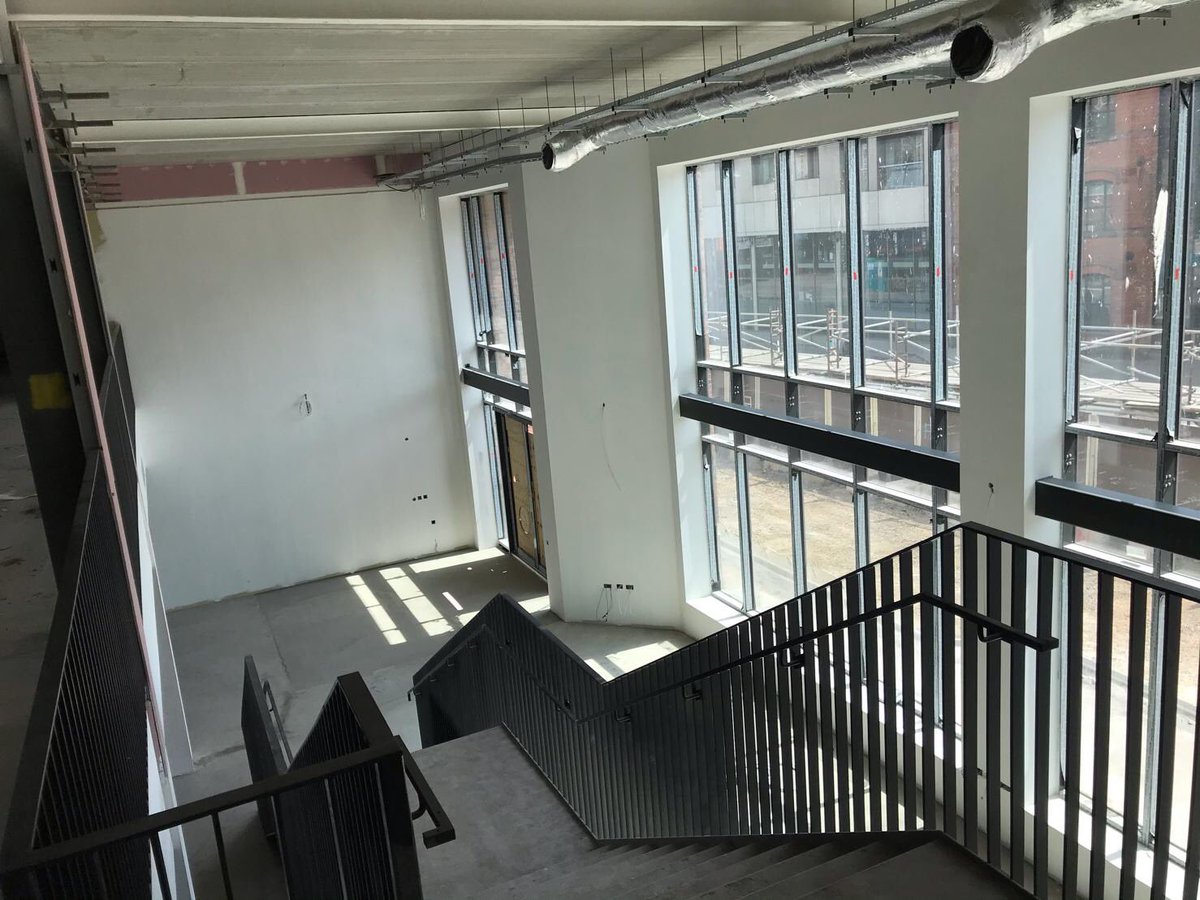 me_cannon's tweet photo. The #CityHub is looking fantastic now a lot of the internal scaffold has been removed, you can see the true benefits of the atrium spaces.  Going to be a gr8 place to learn @WatesGroup @NottmCollege @Scape_Group @MyNottingham #teamwork https://t.co/CBiFnzp2tF