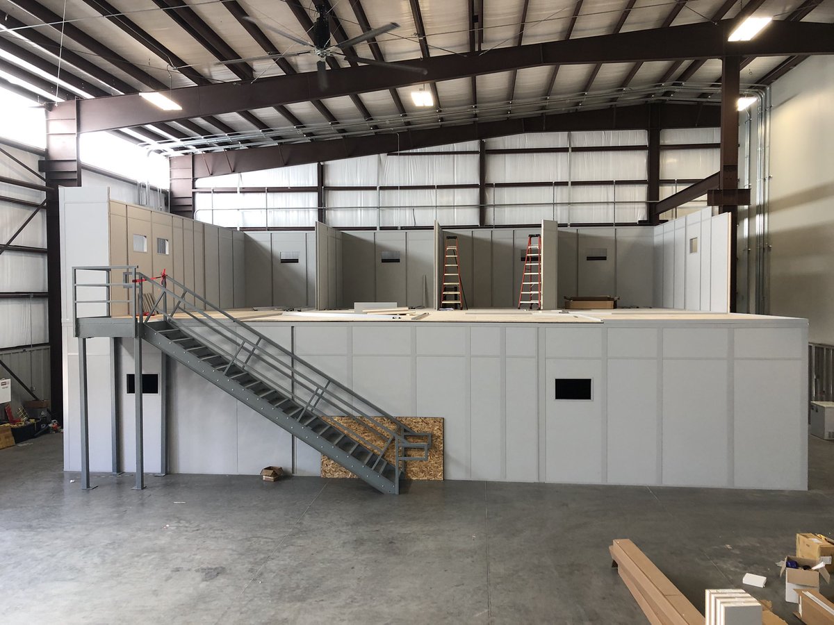 Storage_Auth's tweet image. Need additional office space? Our installers completed this ~3,600 sqft @StarrcoModular building in three weeks! Contact us to find out what we can do for you!