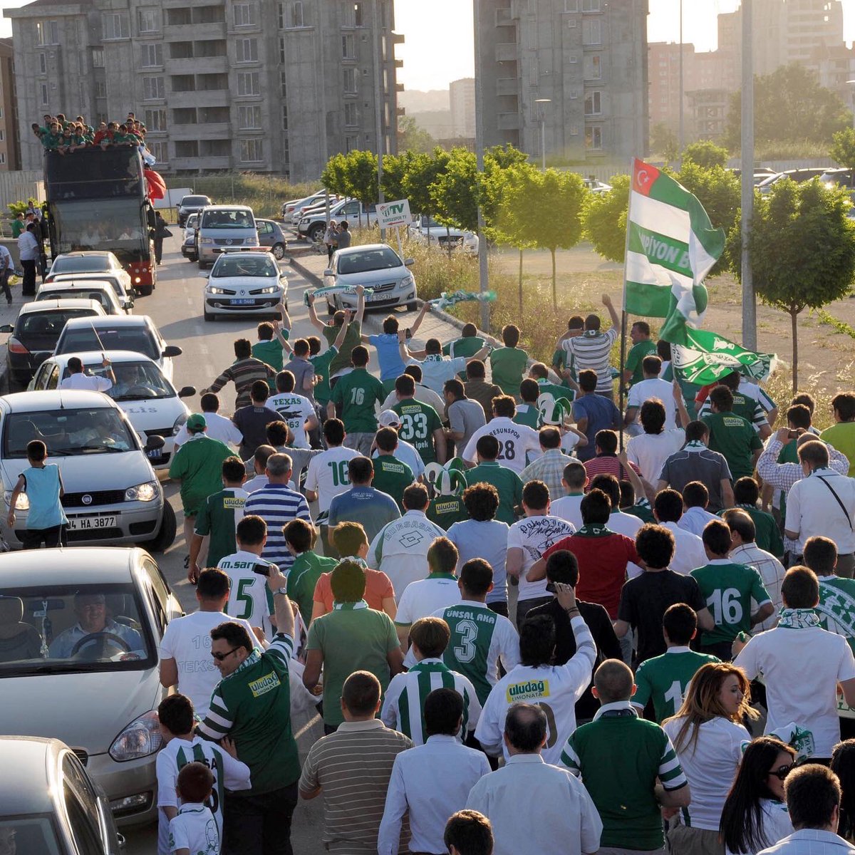 #BursasporSenÇokYaşa 🏆💪