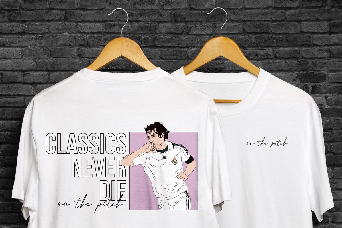 Onthepitch7's tweet photo. ⚠️¡SORTEO! ⚠️

Para estrenar la nueva colección #ClassicsNeverDie, estamos buscando al dueño de una de nuestra camisetas, modelo a elegir.

1. Síguenos.
2. RT + ❤️ a este tweet.

Ganador el lunes 18 a las 21.00... ¡Mucha suerte a todos! https://t.co/ejrnZF0tJm