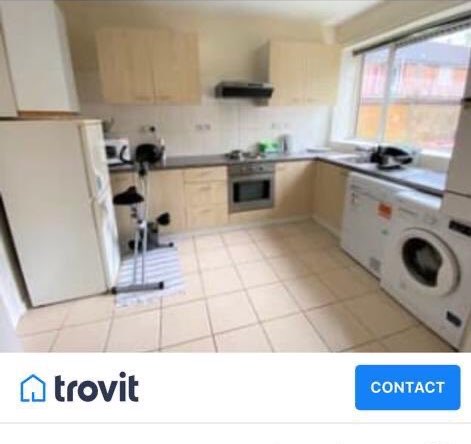 London flat hunt continues! Oddities continue every day (as well as crazy prices). How about an exercise bike right in front of your fridge  I am not making this shit up... *screaming inside*