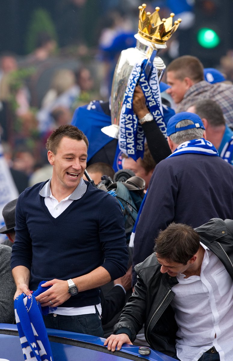 chelseafc_indo's tweet photo. Kenangan indah!  😍

Parade gelar dobel domestik Chelsea di jalanan London #padahariini di 2010!

#CFCIndo
https://t.co/vQiAoEJmDn