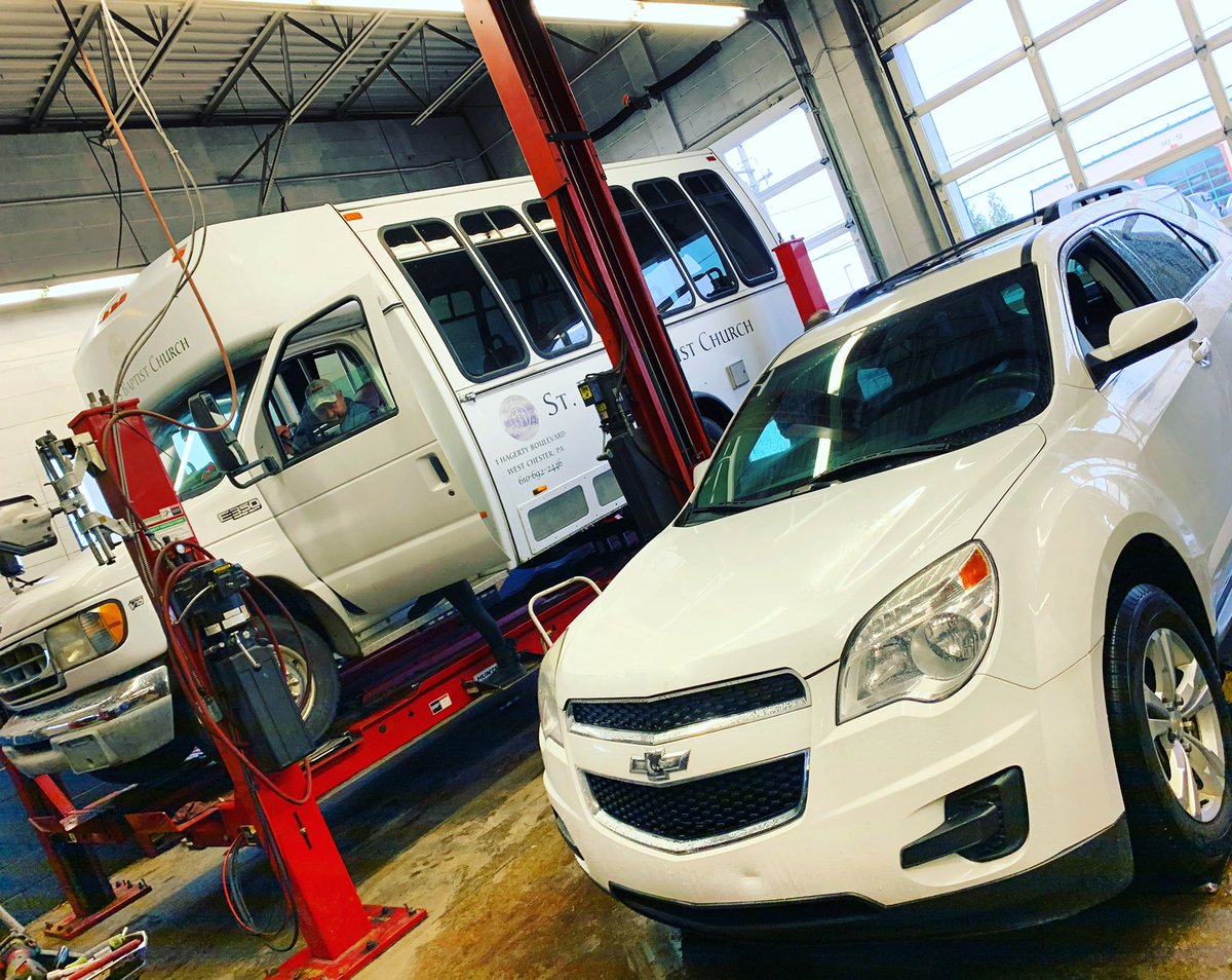 Dareauto's tweet image. Not able to make it in or give us a call last week? Don’t worry - we’re open Saturday’s from 8:30am-4:00pm!