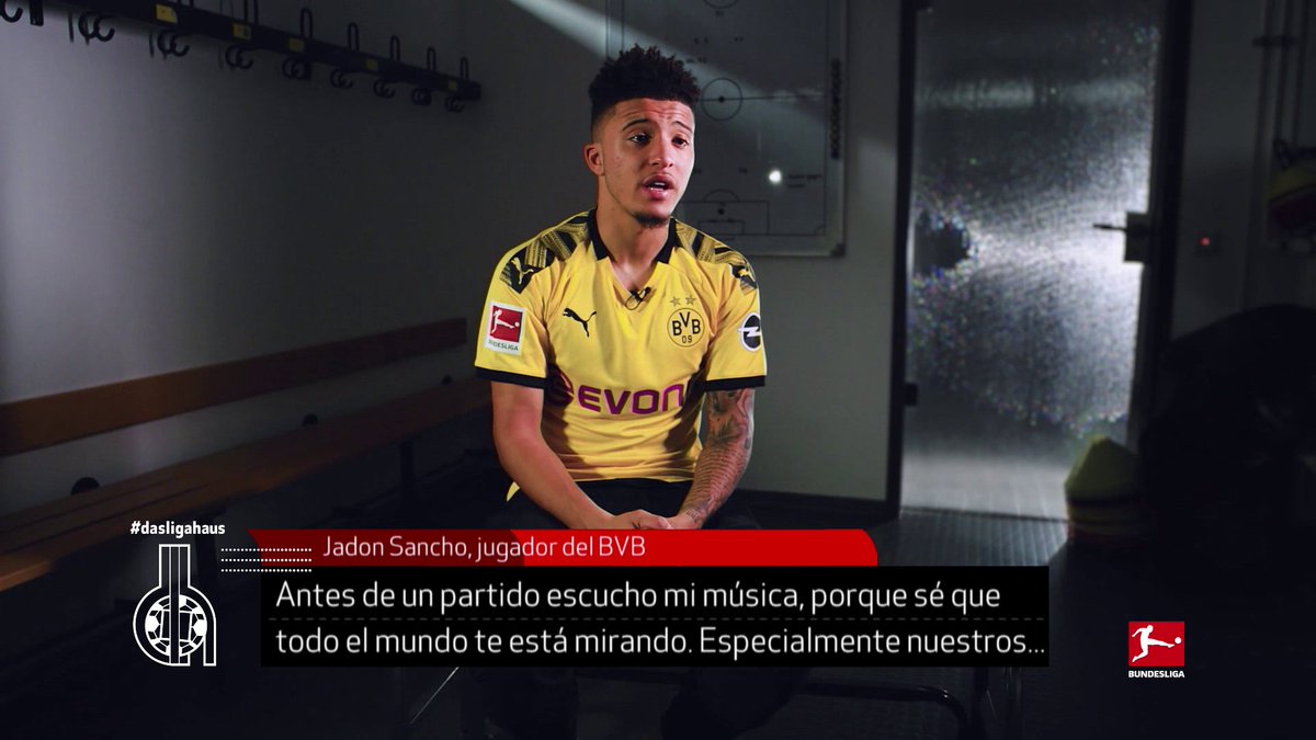 dasligahaus's tweet photo. En media hora comenzamos en México y América Central, por Fox Sports 2. Hoy te vamos a contar en qué se parecen las carreras de Jadon Sancho y el ratón todopoderoso Kevin Keegan https://t.co/Qq2FRwIXLP