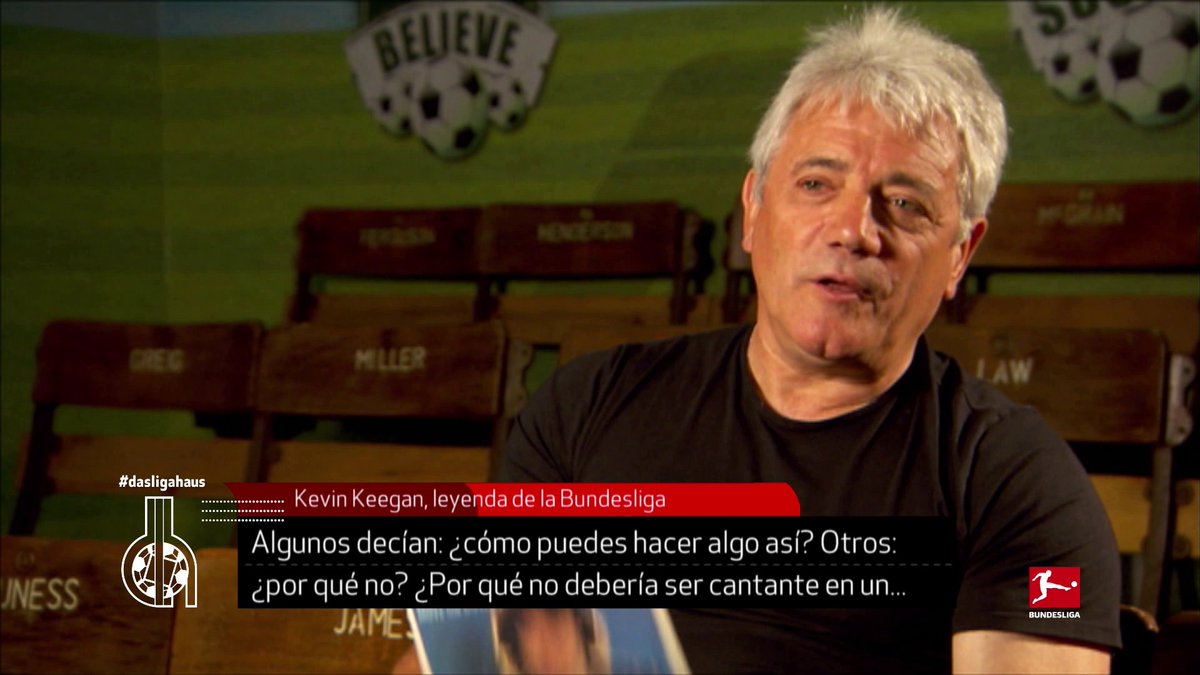 dasligahaus's tweet photo. En media hora comenzamos en México y América Central, por Fox Sports 2. Hoy te vamos a contar en qué se parecen las carreras de Jadon Sancho y el ratón todopoderoso Kevin Keegan https://t.co/Qq2FRwIXLP