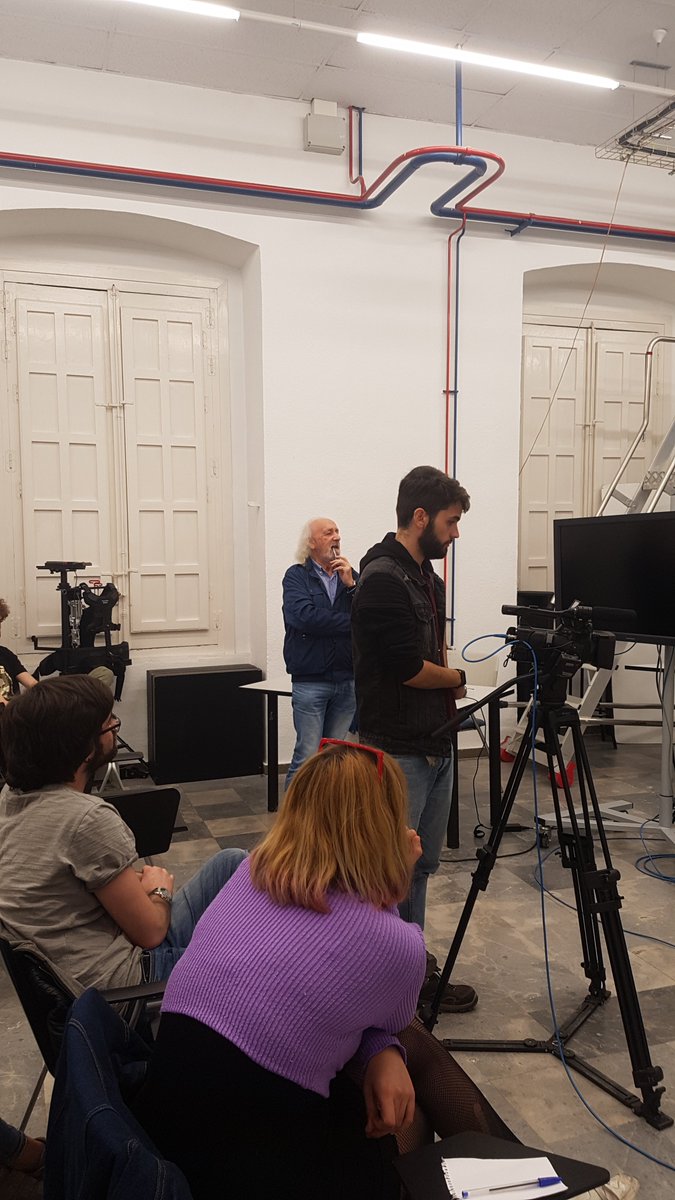 NewMediaUGR tweet media