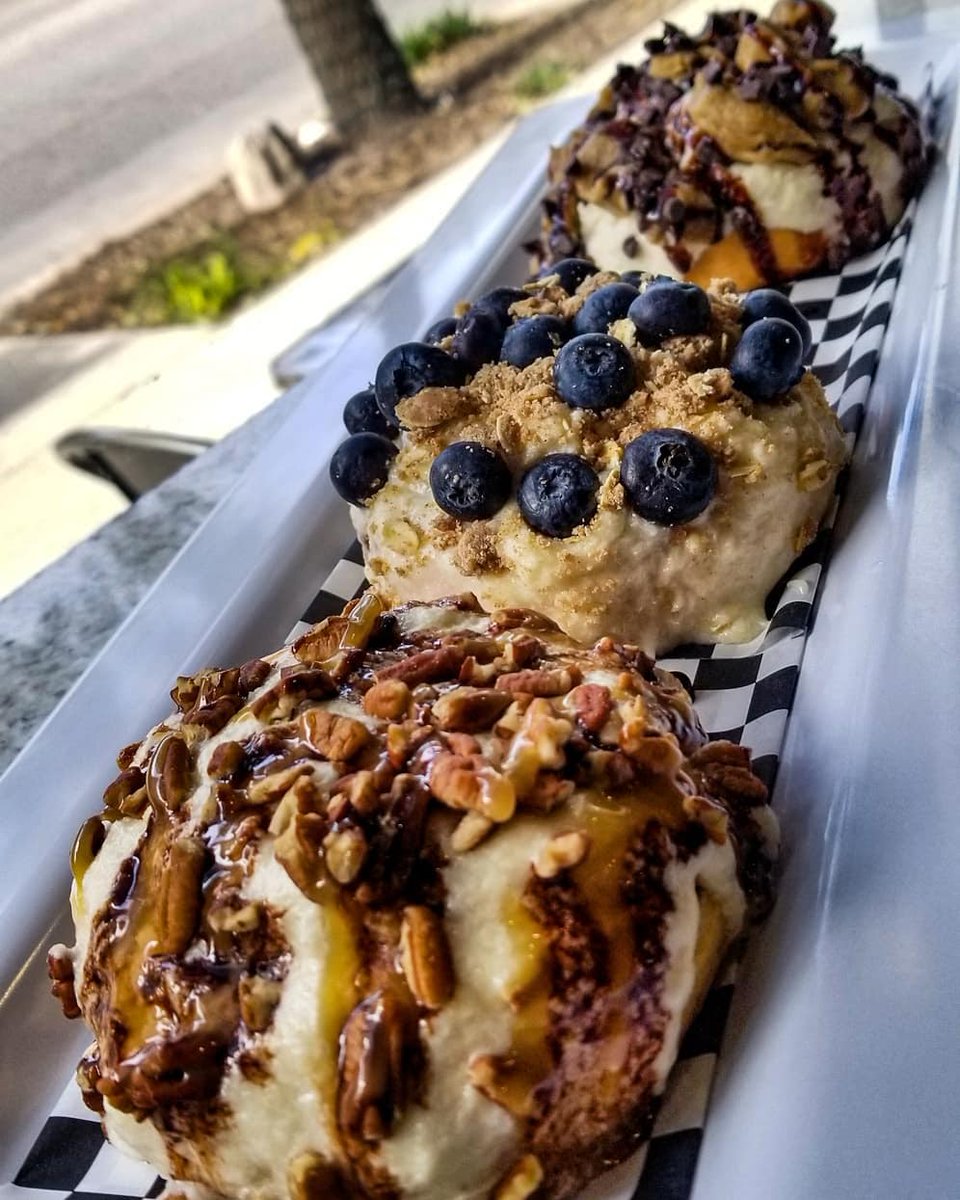We’re just rolling with it. 🤤 <a href="/Cinnaholic/">Cinnaholic</a>  is open Fridays through Sundays from 11 a.m. to 6 p.m. for all your breakfast cravings. 📷: brandisfoodiediary