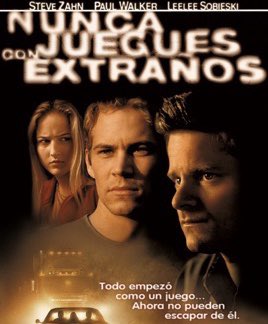 AlexGGines's tweet photo. ¡Houston, tenemos un gazapo de #cine! 🎥

¿Recuerdas Nunca juegues con extraños? Una #peli de 2001 en la que 2️⃣ hermanos (Paul Walker y Steve Zahn) gastan una broma a un camionero 🚛 que se la devuelve X5 en plan: “tío, te has sobrao...”

Pues había algo que sobraba más 👀 (Hilo) https://t.co/Oftu5gKBDQ