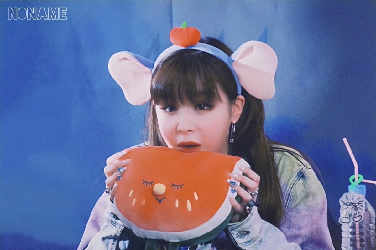 CnParkbom's tweet photo. Glad have the chance to meet you, don't care about others to your evaluation, only care about you are that we decided that angel 👼 just as my heart has been love you #HappyParkBom11thAnniversary  #parkbom #bom #박봄 #朴春 @haroobomkum @PARKBOMdnation @dnation_ent https://t.co/JY6cOlFfKZ