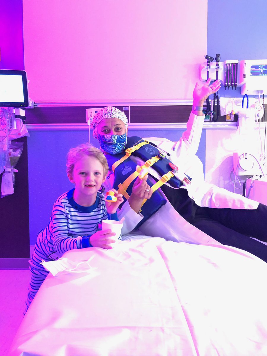 HealthyKidsCC's tweet image. #WearYourLifeJacketToWorkDay 
Dr. Pia Myers and her wonderful staff at #PEDSER. Remember #DontJustPackItWearYourJacket!

#WaterSafetyDay #DrowningPrevention #WaterSmartCollier 

@drownalliance @95210letsgo @poolsafely @MyFLFamilies @collierschools @HealthyFla @BoatingCampaign