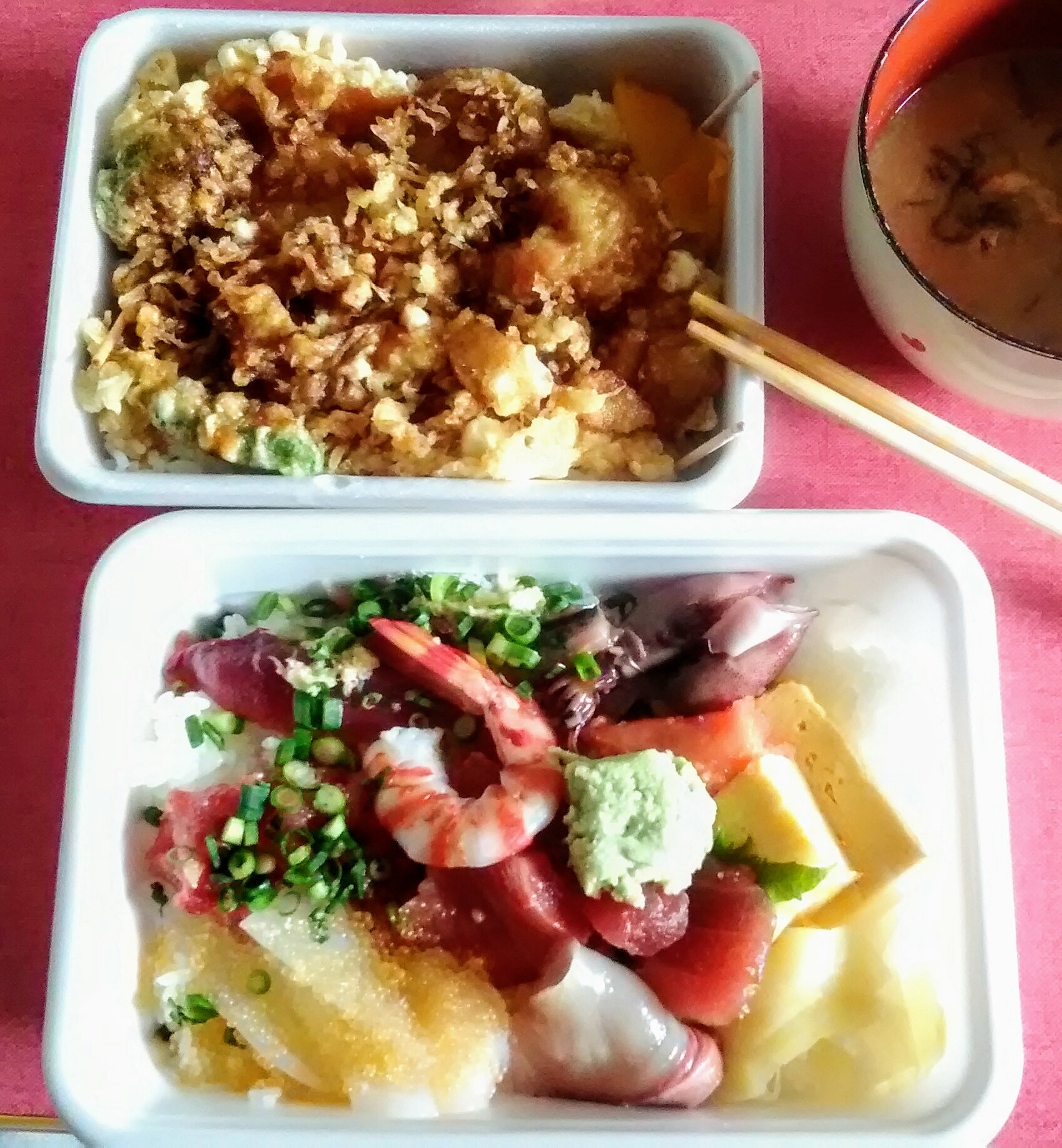 J U 1233zenigata ランチ テイクアウト 築地 4 27 本種 天ぷら黒川 築地 場外市場最強弁当をお持ち帰り 丸ちらしもかき揚げ天丼も魚介立派 くぅ ๑ ᴗ و T Co Sebixm5dwp Twitter