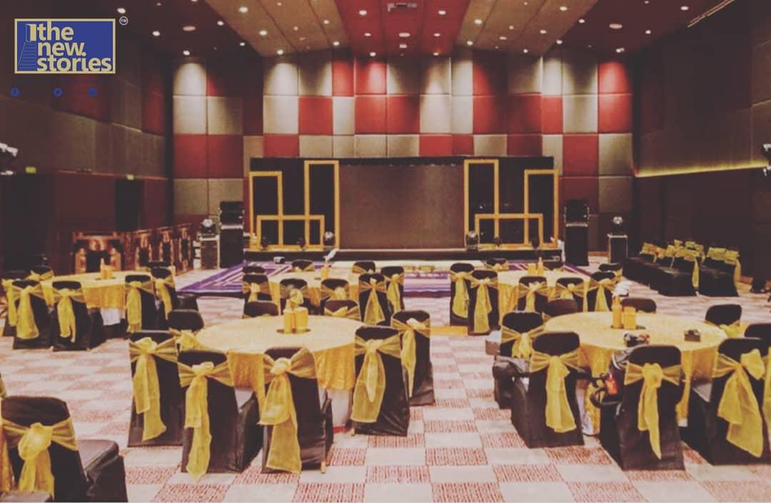 Sangeet Setup Bollywood Nights
#weddingdiaries #sangeetnight #sangeet #brideandgroom #weddingshow #eventdecor #weddingideas #sangeetideas #bollywoodnights #awardssetup 
#TheNewStories #events #and #entertainment 
#building #stories #beyond #your #imagination