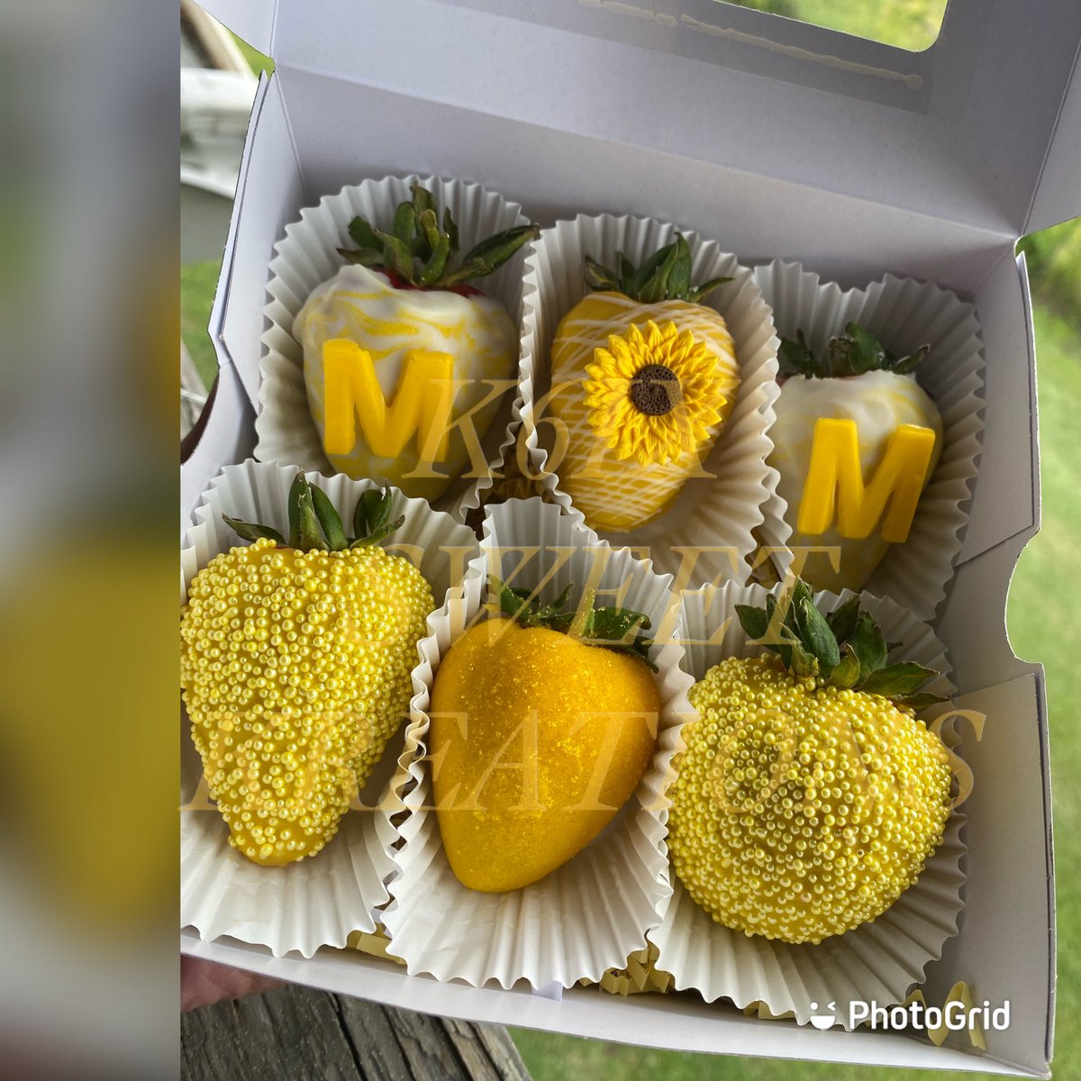 JustSay__SIX's tweet photo. Best strawberries you’ll ever taste 🤤Better ask about me 😏 Follow my business page on Instagram K6ix_SweetKreations #ChocolateStrawberries #DippedStrawberries #NolaTreats #Nola #SmallBusiness #Creative #Glitter #Beauitful https://t.co/dgsiGS5vFa