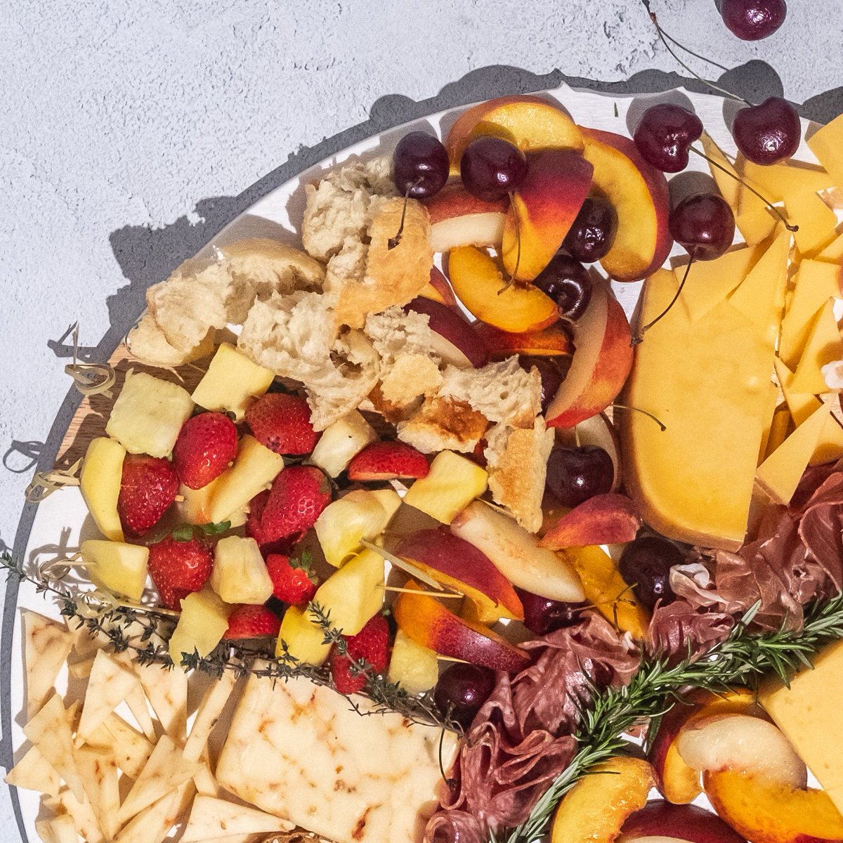 ☀️ While we wait for summer days ahead, we're gathering around this sneak peek of a special board coming soon to Cheeselandia. Think spice, fresh sweetness, and rich flavor. It's our kind of Wisconsin summer. #WisconsinCheese #Cheeselandia