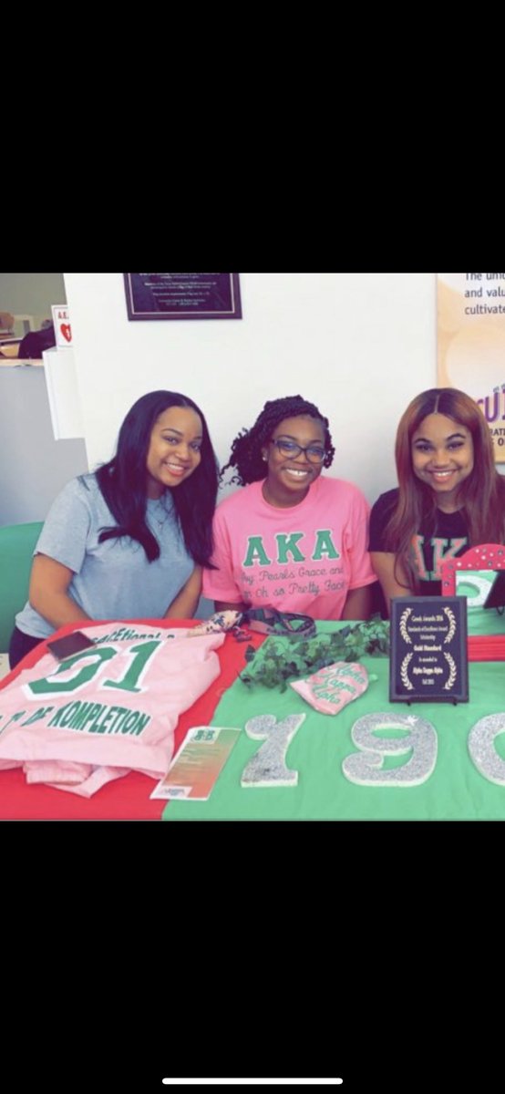 Congratulations to our Spring 2020 Graduates 💗💚