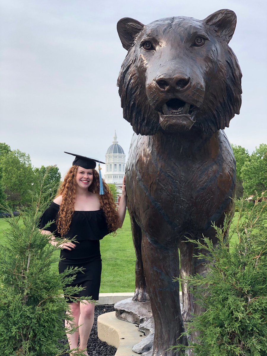 julesknight66's tweet photo. Congratulations Madeline! Graduating Summa Cum Laude with an Education degree!🐯🎓#MizzouMade #MizzouEdMade #MIZ20 @Mizzou @MizzouEducation https://t.co/A6mFd4Oih3