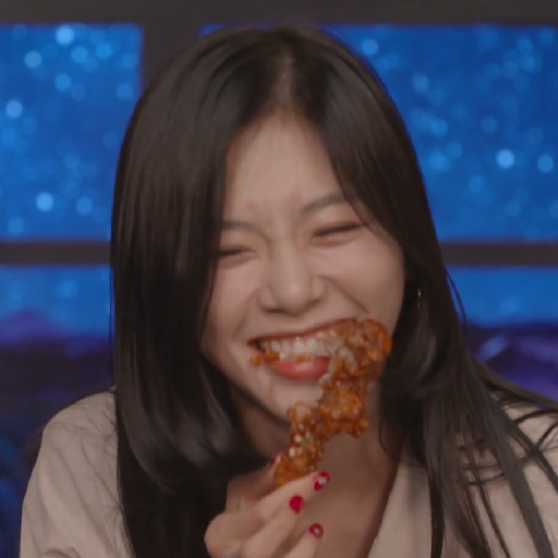 it's so nice to see her enjoying her food 