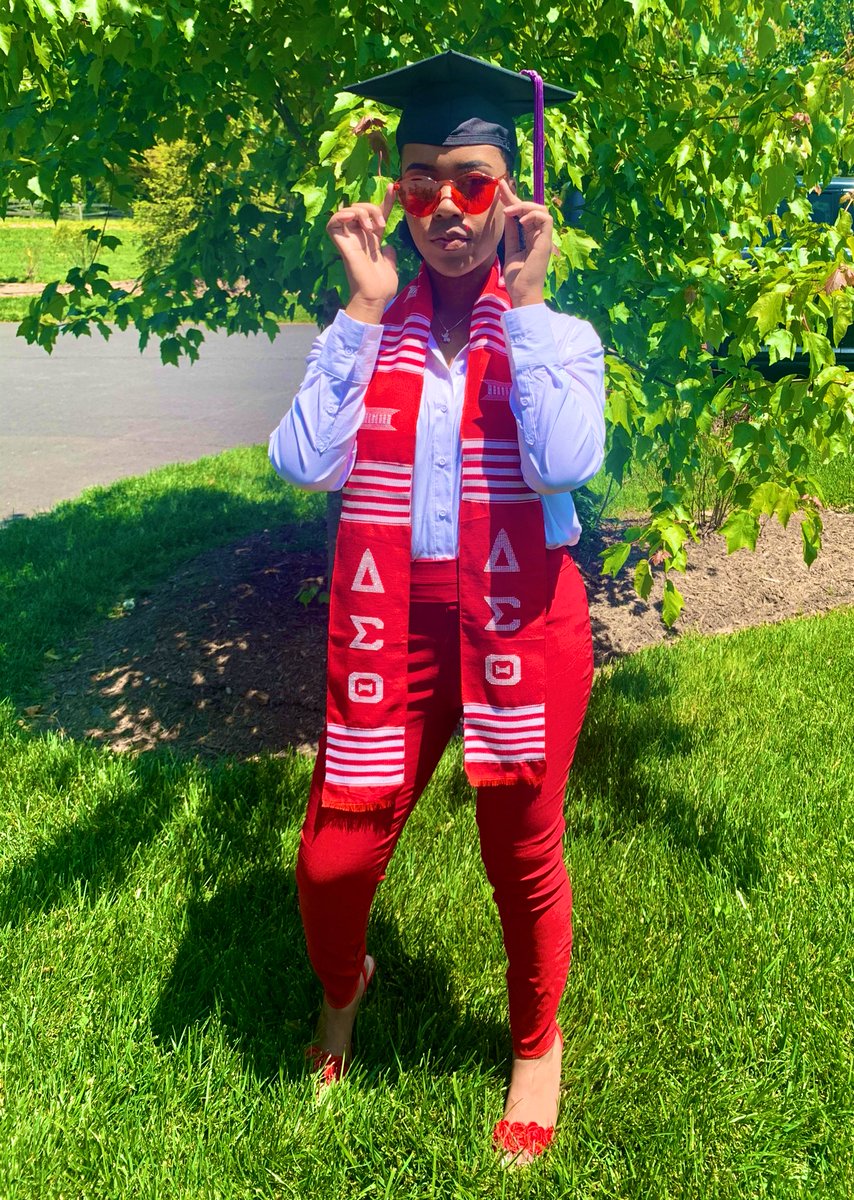 Mel__OD's tweet image. B.A. Public &amp;amp; Urban Affairs ✅
Magma Cum Laude ✅
Woman of the highest DiSTinction ✅
Dean’s List x6 ✅
1st year of Grad School ✅
Graduating debt-free ✅
2nd Year fully paid ✅

#GodIsGood #hokiegrad #Mastersloading