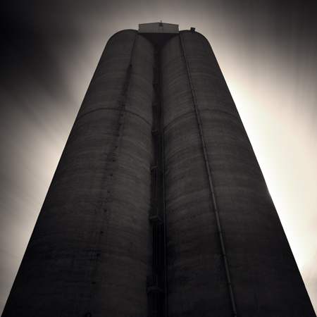 denisolivierart's tweet photo. Factory, Bassens, France: #fineart #silot #usine #facture #technologie #ciel #béton #urbain #ville #factory #industrial #photography @CanonUSAimaging #Canon #digital #5D #DSLR https://t.co/kMK7Vp1Z3I https://t.co/F6PefgwlQB