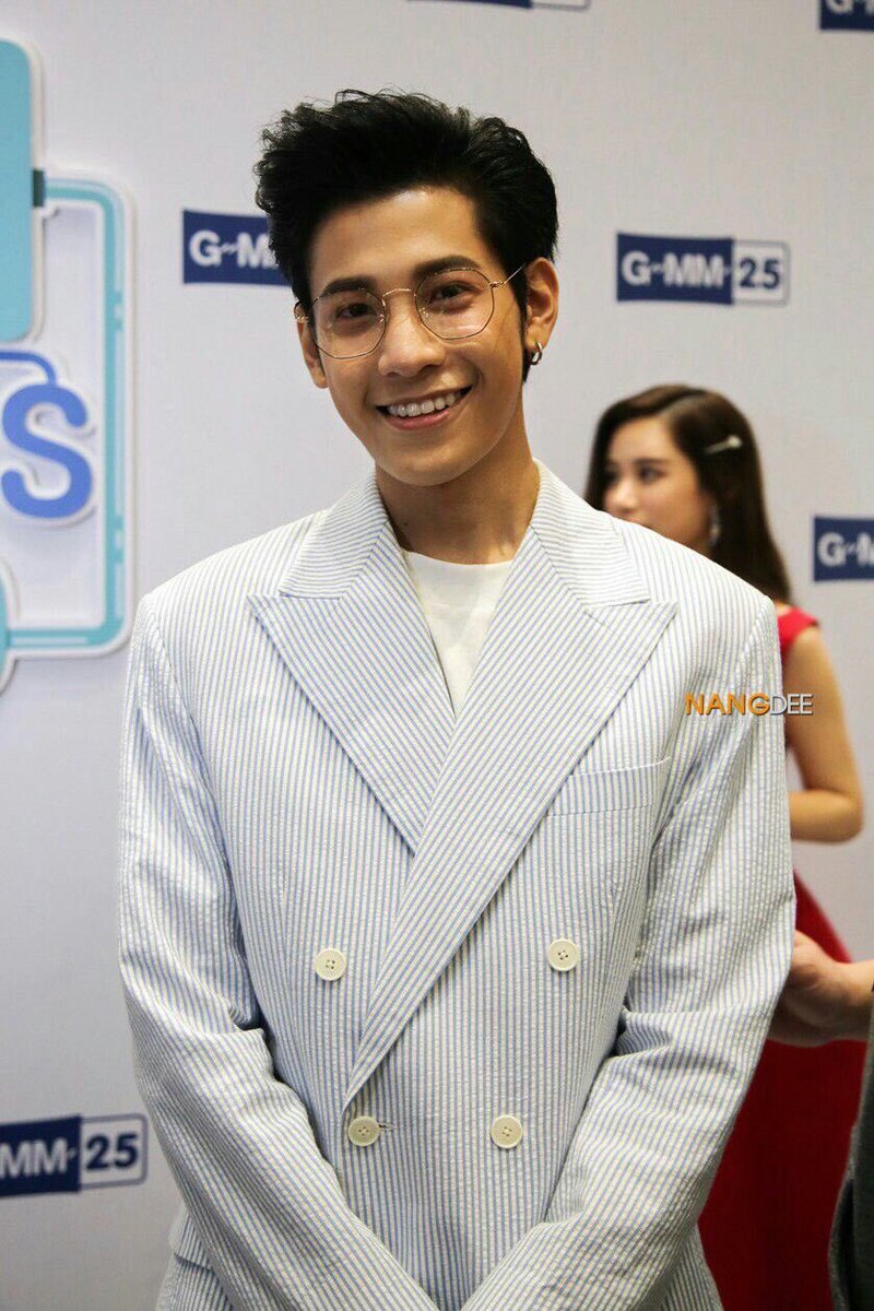 singto prachaya in suits ; a thread