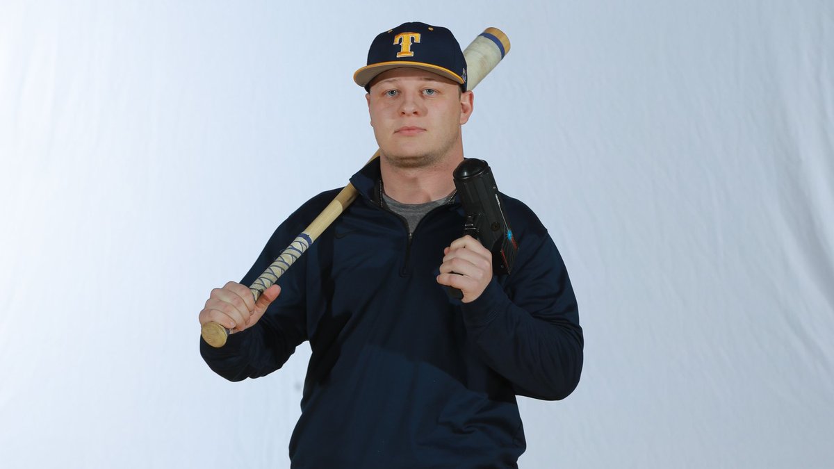 We also want to thank senior @KJonesBaseball of <a href="/UTBsbManagers/">Toledo Baseball Managers</a> for everything he's done for the Rockets during his time at Toledo.