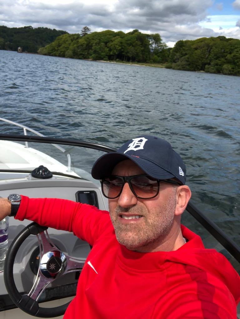 LinQsport's tweet photo. When you combine your love of water with going on a walk, you know #socialdistance advice is being ticked ✔️...Who is ready for a little Social distance safe LinQup? LinQ @pyelinq, our Co-Founder! #walking #sportinglife #socialdistancing #LinQup #cometogetherstayapart #LinQsport https://t.co/5KSHnZqZcA