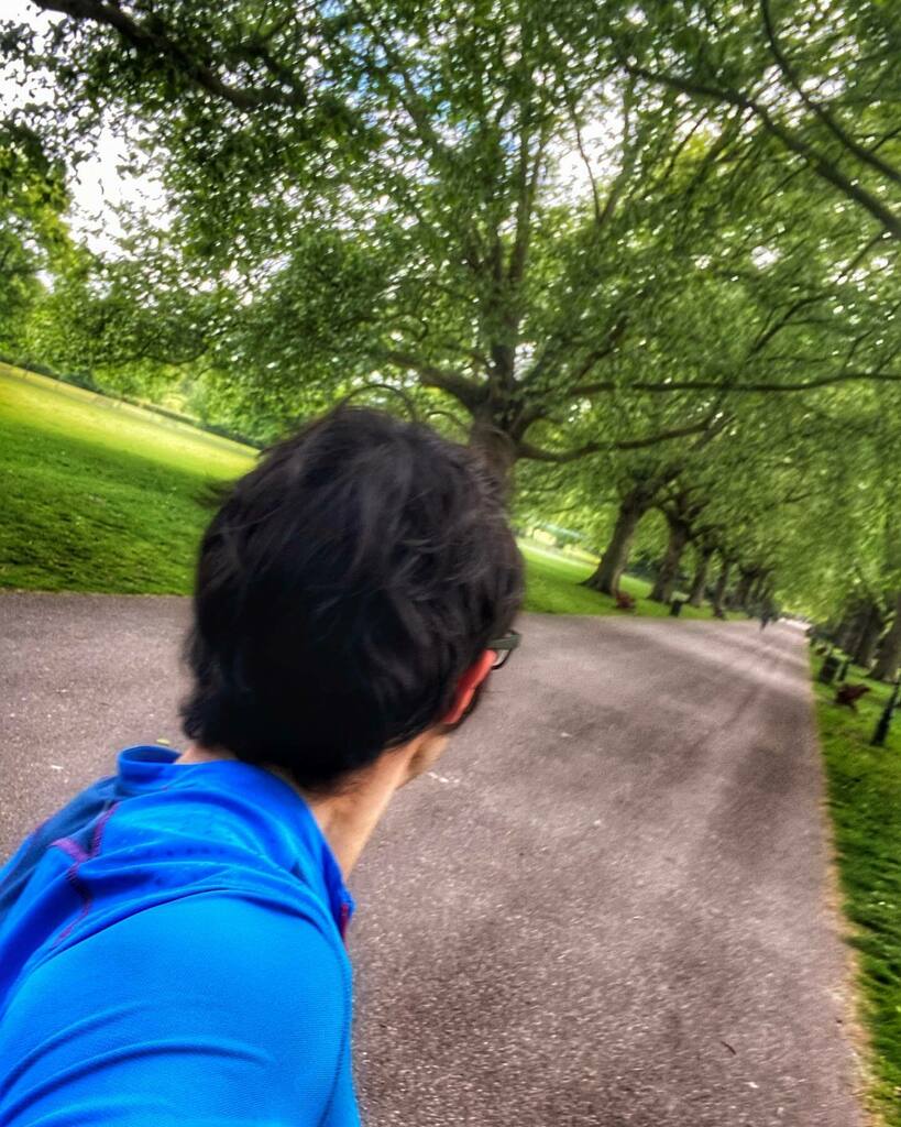 jtugwell_tri's tweet photo. This really shows that I need a haircut... Today’s training:
45 min easy 🏃🏻♂️
75 min 🚴🏻♂️ up the Alpe with microbursts
15 min core
@mxendurance
#ironman #ironmantraining #triathlon #tri #fitness #training #swimbikerun #maccax #mxendurance #run #runnin… https://t.co/8MmgdTsbUl https://t.co/cCk0Jwcyvf