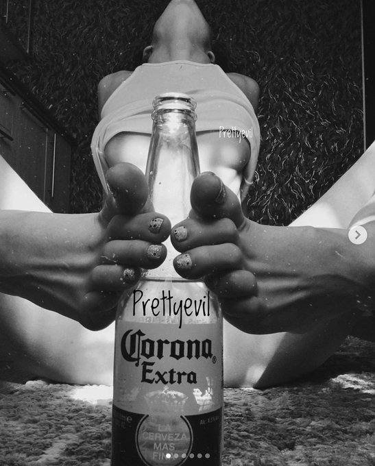 Corona 👑 mood 🦠   https://t.co/hktnlk6RaQ @Pornhub @PornhubModels @PornhubHelp  #feet #Feetfettish #feetpicsforsale<a class="tags" href="/tag/pornhub">@pornhub</a><a href="/tag/feet"class="tags"><span>#feet</span></a><a href="/tag/feetfettish"class="tags"><span>#feetfettish</span></a><a href="/tag/footfestish"class="tags"><span>#footfestish</span></a><a href="/tag/feetpicsforsale"class="tags"><span>#feetpicsforsale</span></a>