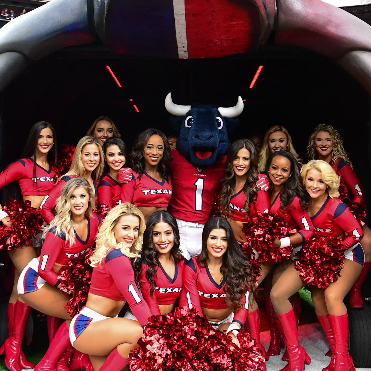 TexansCheer's tweet photo. To the most loveaBULL and to our best friend, #HappyBirthdayTORO! We ❤️ you!

Celebrate TORO’s birthday with us at 12 PM on https://t.co/QmxFHMqfB7 https://t.co/jiax97NyzW