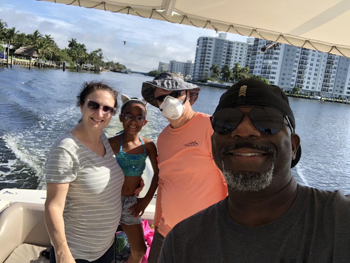 RayWaker's tweet photo. First family day trip to Lake Boca.  Be easy!!! @KellyBWalker  #BocaBeach https://t.co/RAEsaL2Hl3