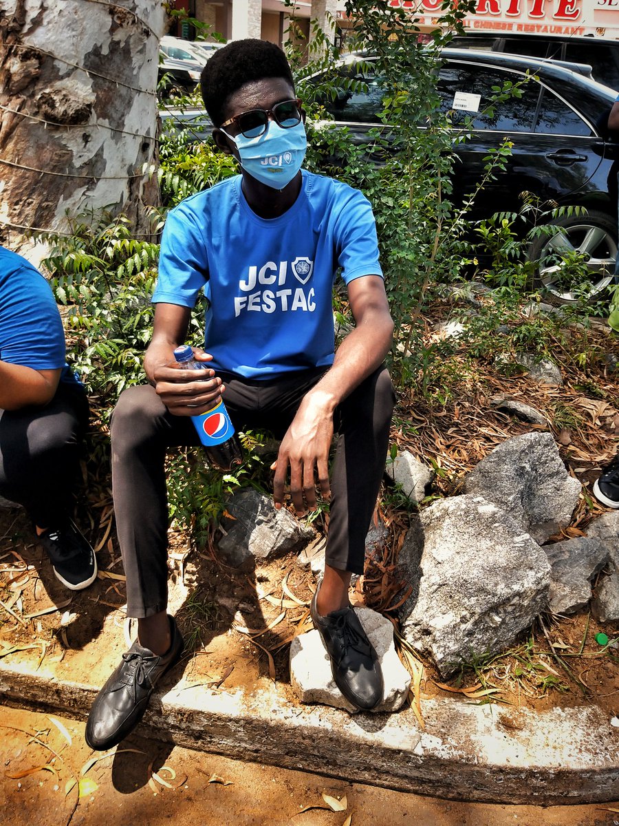ChudiVally's tweet photo. My Saturday, had me in Blue 💙
#BestOfWeekend #MaskChallenge #SaturdayVibes #MyJCIstory #ActiveCitizens #JCINigeria #JCIFestac https://t.co/iaMxN9LfIw