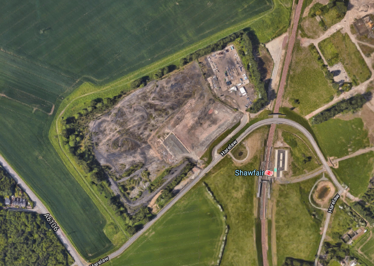 Also went to the bit near Hilltown, where the route of the waggonway (on the  https://maps.nls.uk/view/74400237&nbsp; T. Sharp, C. Greenwood & W. Fowler, 1828 "Map of the county of Edinburgh") took a right angle