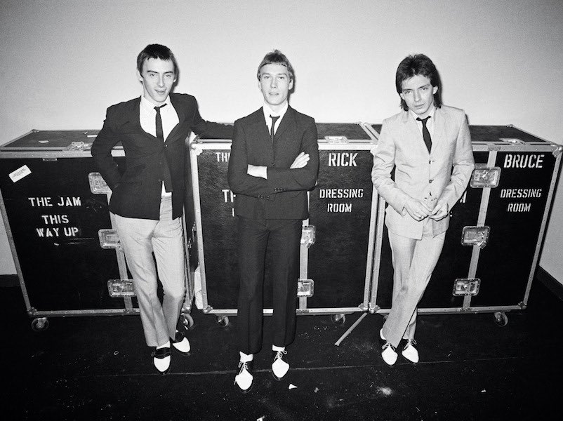 The Jam backstage at the Gaumont, Southampton during their 1979 tour 🎸✌️ #TheJam #Mods #PaulWeller @paulwellerHQ #BruceFoxton @BruceFoxton #RickBuckler