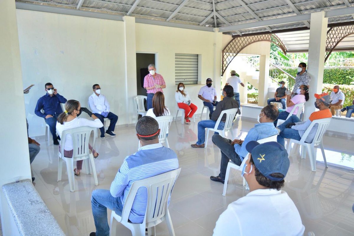 En Espaillat iniciamos juramentación de los Comités de Campaña del <a href="/PLDenlinea/">PLD</a> con vista a elecciones del 5 de julio. Ayer y hoy juramentados: Gaspar Hdez, Joba Arriba, Veragua, Jamao, San Víctor, La Reyna, Monte de la Jagua, Ortega y el Higuerito. Mañana seguimos! @Gonzalo2020RD