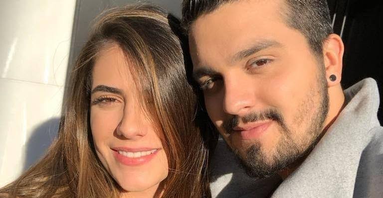 rev_matrimoni's tweet photo. Luan Santana adia os planos de casamento com Jade devido a pandemia  → https://t.co/RleajtJWBq

#adiar #casamento #Italia #JadeMagalhães #LuanSantana #noivos #noivos2020
#ficaemcasa
#isolamentosocial #pandemia #coronavirus https://t.co/bpc4Zm9V0T