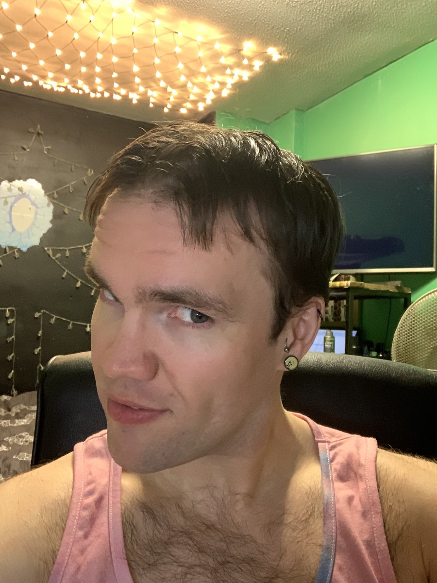 DudeFaceGeoffy's tweet image. Fixed the hair. #CreepMode 😂 #90sHairStyle