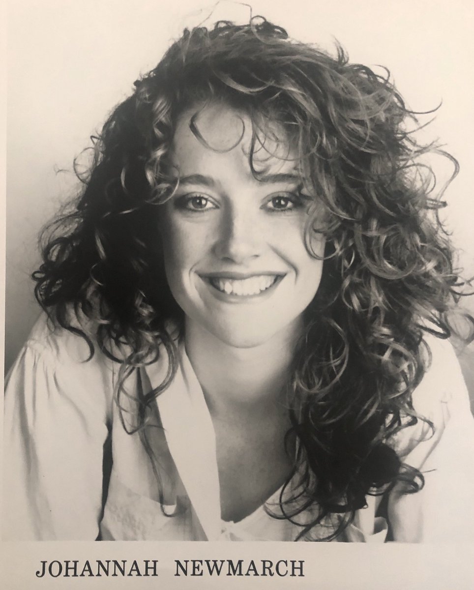 JoNewmarch's tweet image. a year late to the party, but here’s the #firstheadshot (me at 18) 😂
📸 Phil Hersee (May he Rest In Peace) 
#the80sbaby #bighairdontcare #thosewerethedays 
#blackandwhite #mynaturalhair