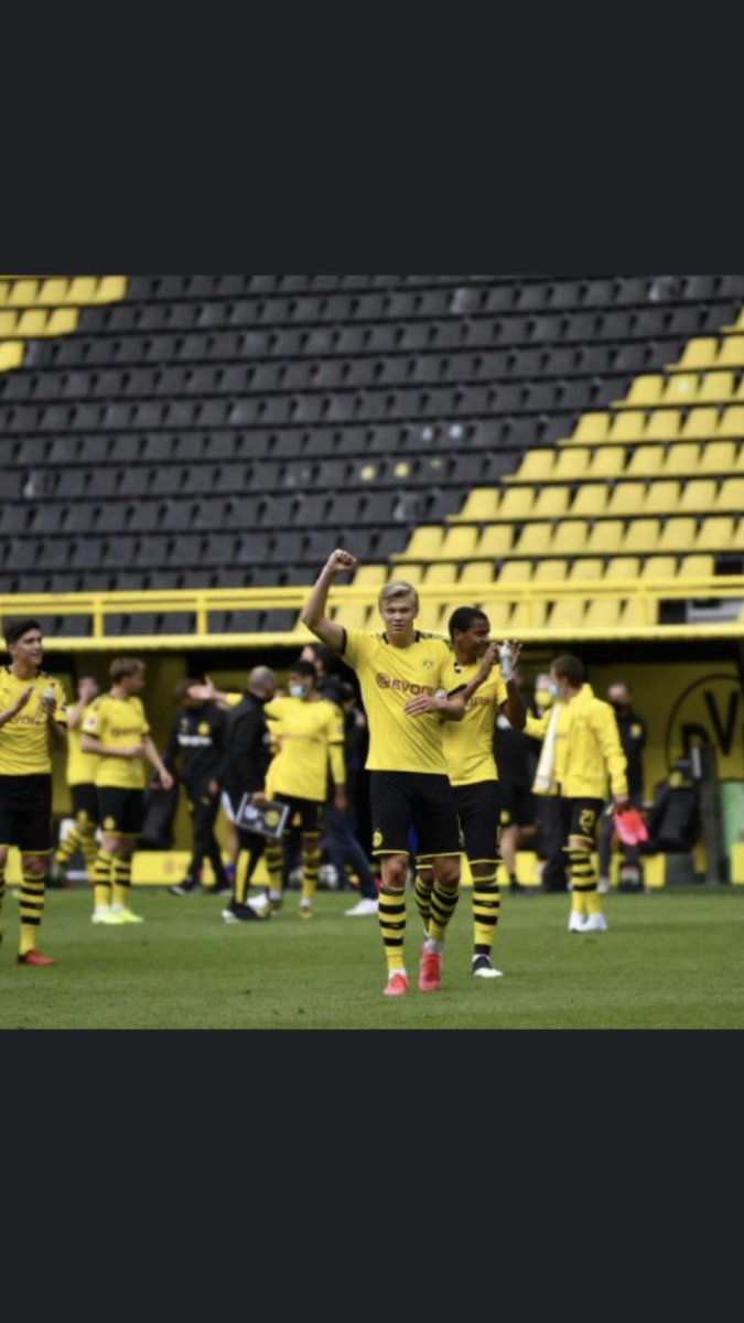 AAFootballTV's tweet photo. Today we saw the return of the Bundesliga. Are we excited to see football making a comeback? ⚽️ #Football #Bundesliga #PremierLeague #ChampionsLeague #Europe #Germany https://t.co/zTjXkwjMSw