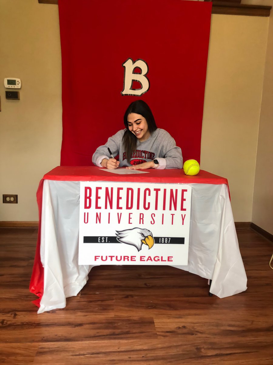 skylarpineda's tweet photo. i am very excited to announce that i have committed to benedictine university where i be playing softball. i want to thank my family, friends, and coaches for doing everything they can to help me reach my goal!❤️🤍🖤 GO EAGLES!  @BenUSoftball https://t.co/NSGOxWREvI