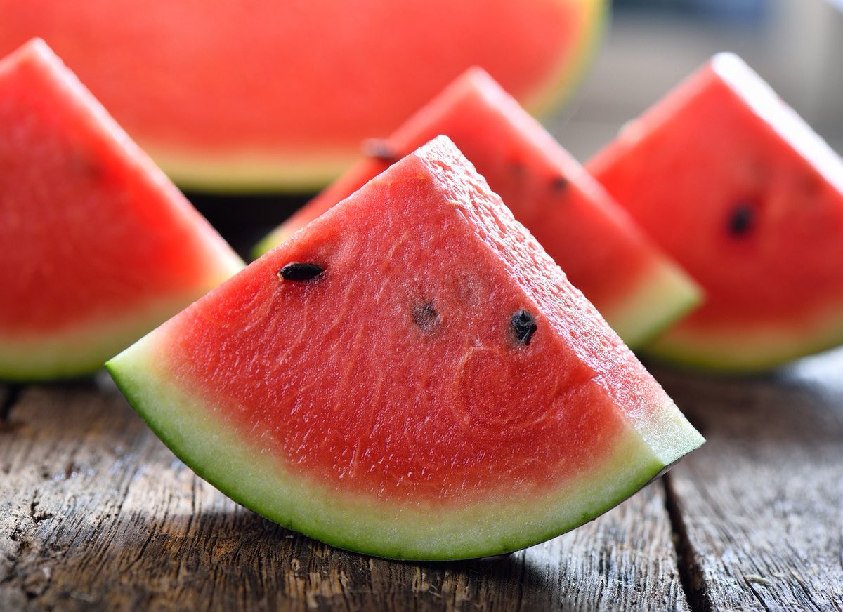 mmariarb's tweet photo. Por favor no me falléis, ahora que llega el verano sois más de 
Rt: melón
Fav: sandía https://t.co/6ICOi2YnI2