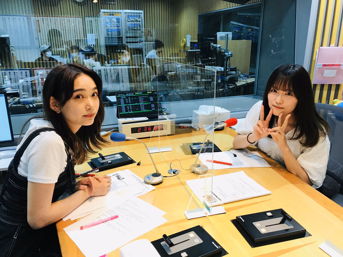 Ann_Since1967's tweet photo. #annkw の後すぐ!27時からは
「PassCodeのオールナイトニッポン0」
メンバー4人スタンバイOKです🙆♀️
今日は三密を避けるため、2つのスタジオに分かれて、生放送でお送りします✌️
ぜひお聴きください!!
✉️pc@allnightnippon.com
#PassCodeANN0 https://t.co/RUce879k7g