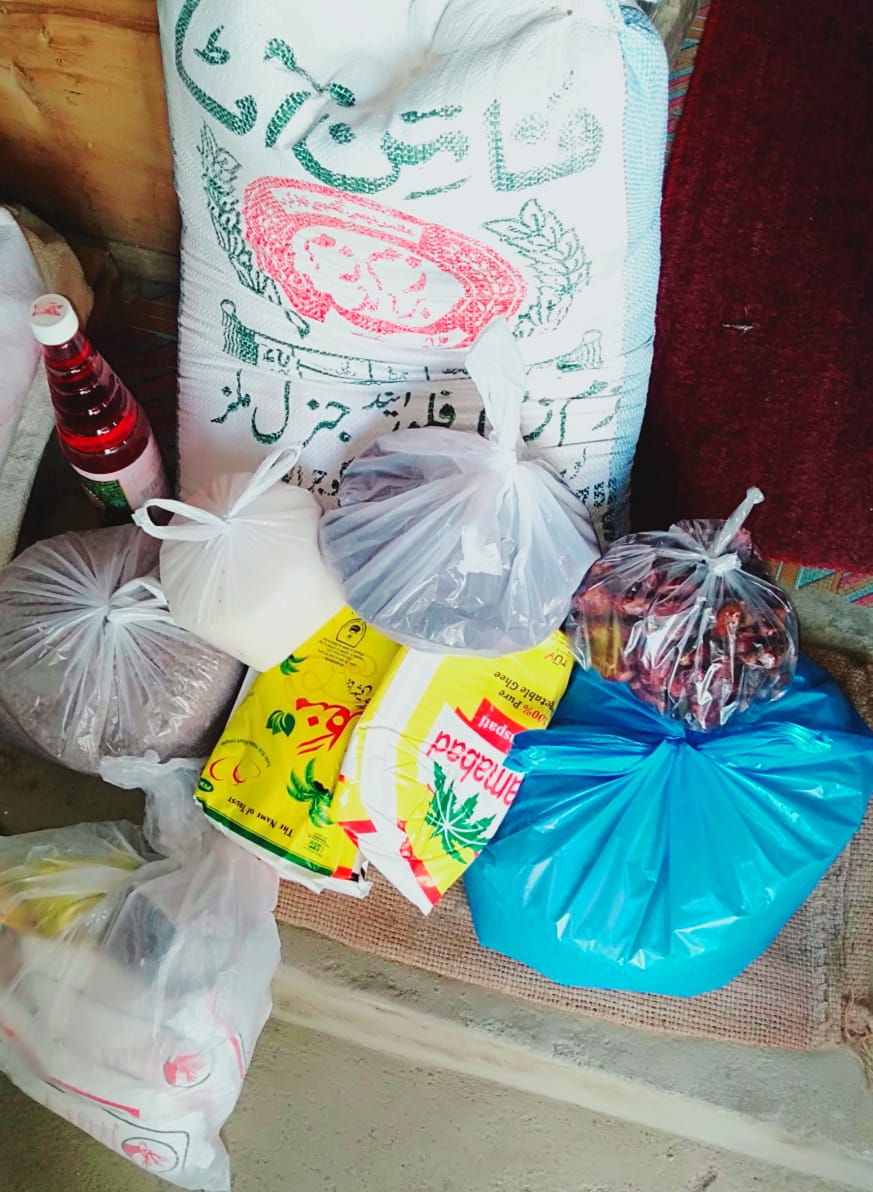 globalocare's tweet photo. Weekly progress report.
Gocare Sindh helped 11 families in Sindh. And Gocare kpk helped:
1 family in karak, 1 family chitral and 18 families in Peshawar.
#gocare #corona_pandemic #ration_drive #corona_virus_awarenes_and_prevention
Thankyou for all your support. https://t.co/nA6l7XQo9T